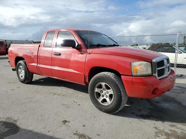 2006 Dodge Dakota SLT