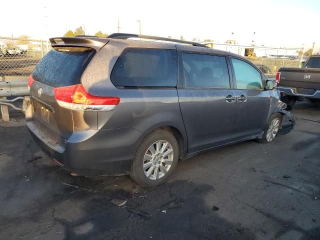 2014 Toyota Sienna XLE