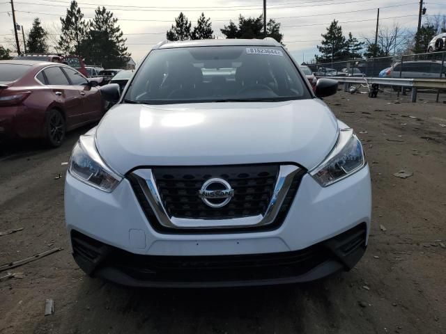 2018 Nissan Kicks S