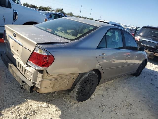 2005 Toyota Camry LE