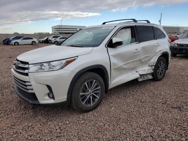 2018 Toyota Highlander SE