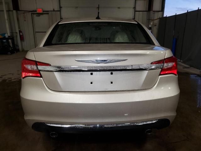 2014 Chrysler 200 Limited