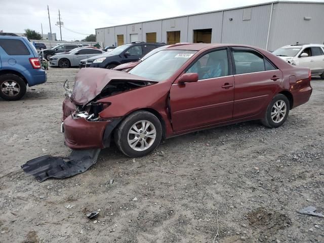 2004 Toyota Camry LE