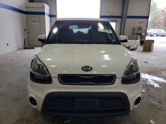 2013 KIA Soul +