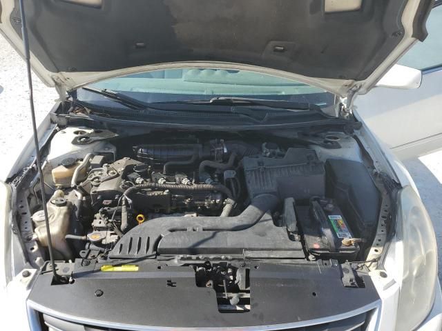 2010 Nissan Altima Base