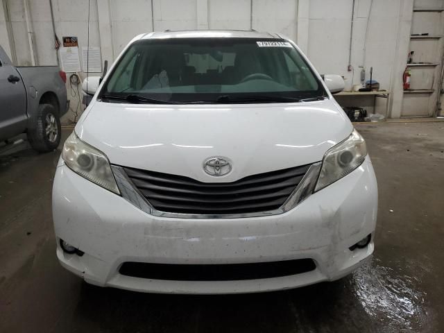 2012 Toyota Sienna XLE