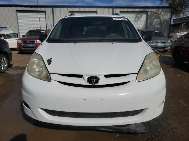 2010 Toyota Sienna CE