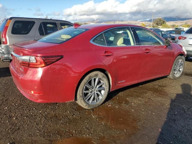 2016 Lexus ES 300H