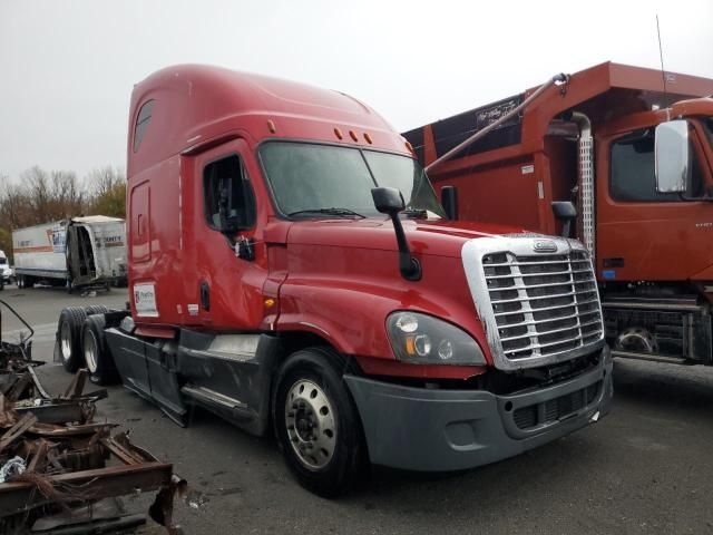 2015 Freightliner Cascadia 125