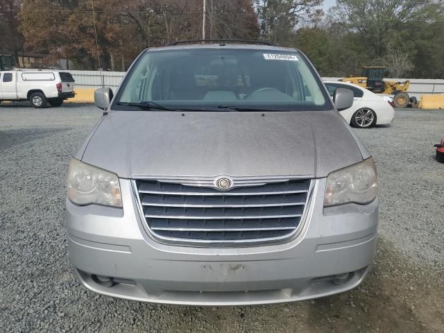 2008 Chrysler Town & Country Touring