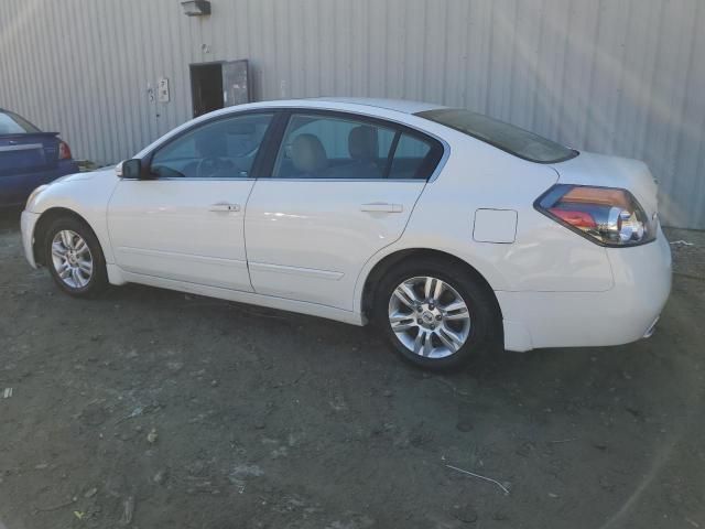 2010 Nissan Altima Base