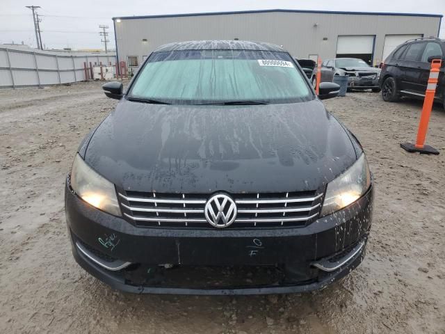 2013 Volkswagen Passat SE