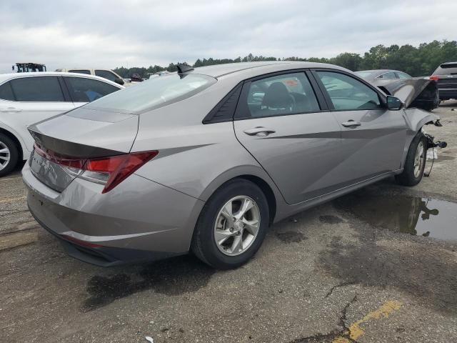 2023 Hyundai Elantra SE