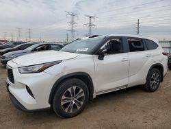 Salvage cars for sale from Copart Elgin, IL: 2020 Toyota Highlander XLE