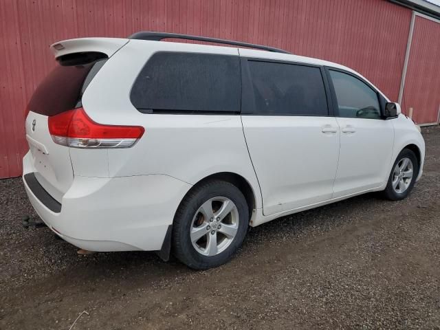 2012 Toyota Sienna LE