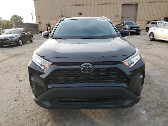 2020 Toyota Rav4 XLE