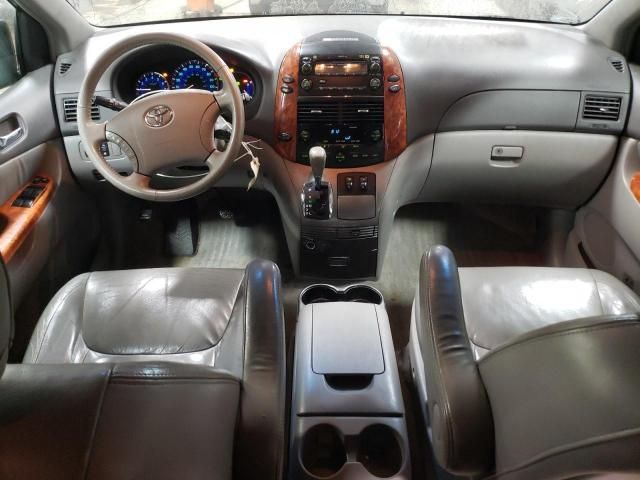 2006 Toyota Sienna XLE