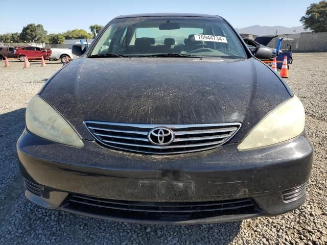 2005 Toyota Camry LE