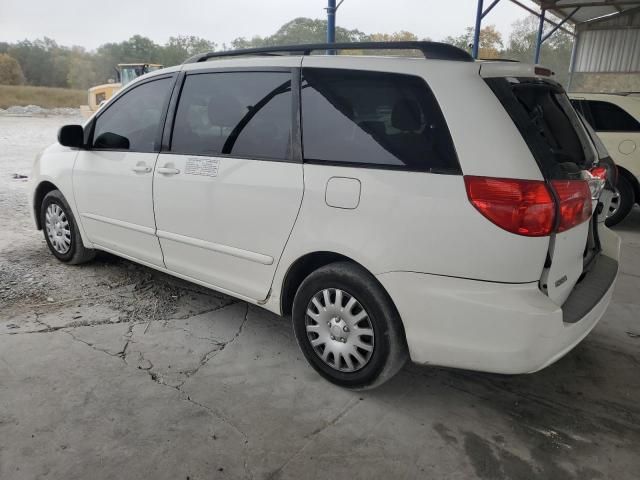 2009 Toyota Sienna CE