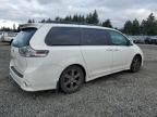 2016 Toyota Sienna SE