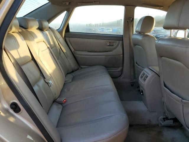 2004 Toyota Avalon XL