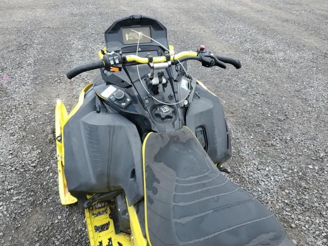 2020 Skidoo Renegade