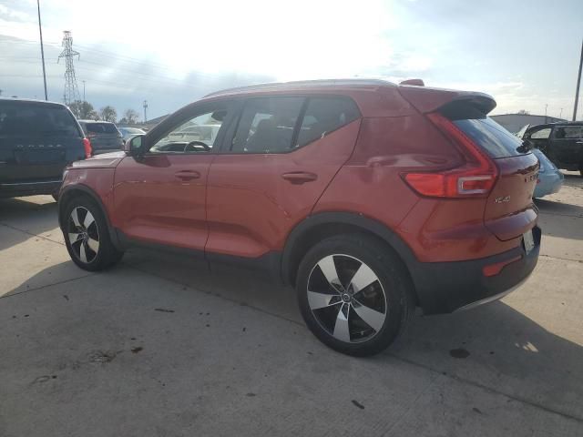 2020 Volvo XC40 T5 Momentum