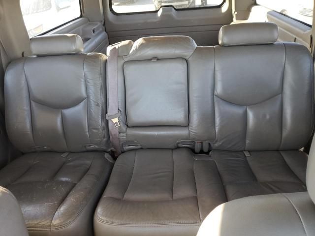 2004 Chevrolet Suburban K1500