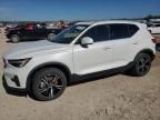 2025 Volvo XC40 Core