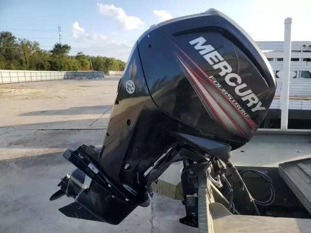 2019 Tracker Boat