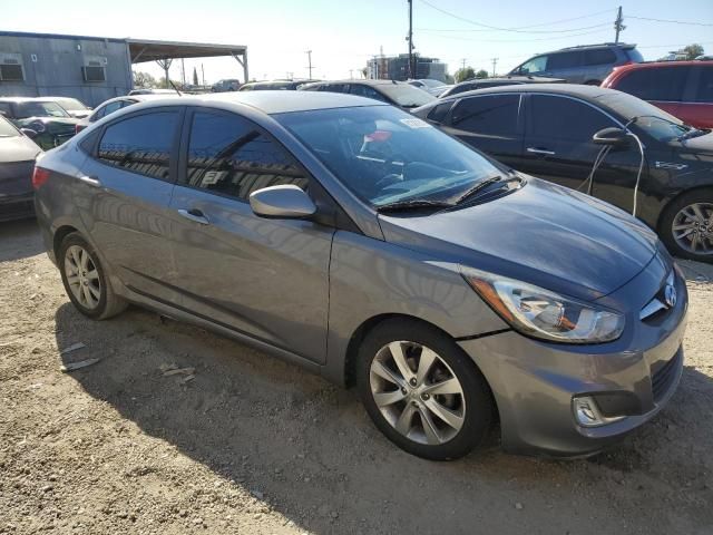 2013 Hyundai Accent GLS