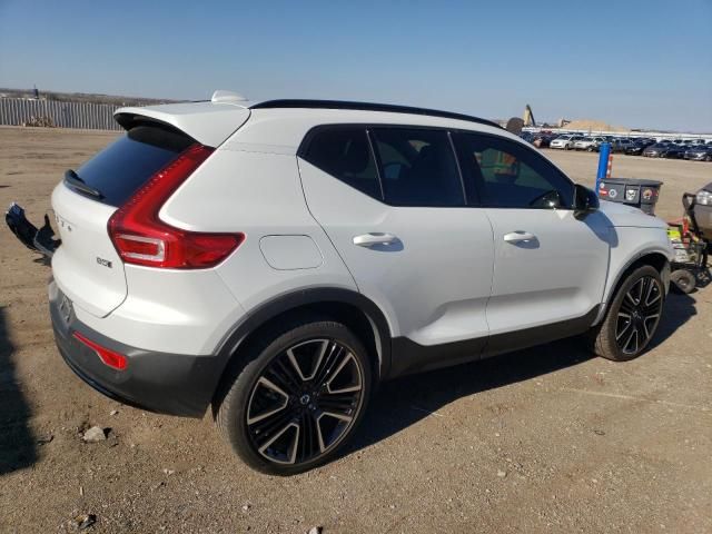 2023 Volvo XC40 Ultimate