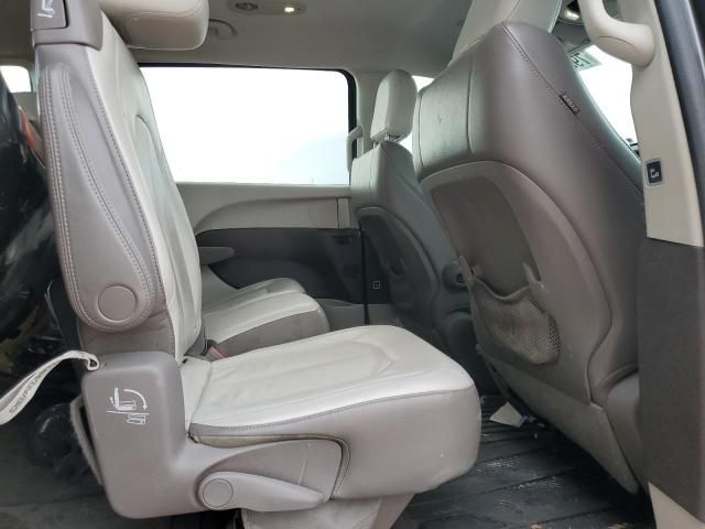 2017 Chrysler Pacifica Touring L