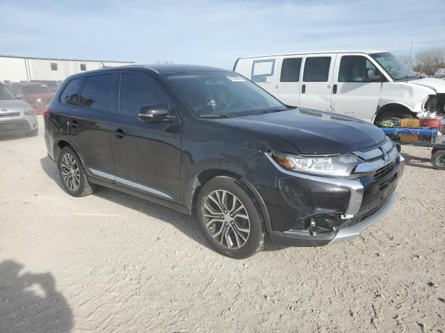 2016 Mitsubishi Outlander SE