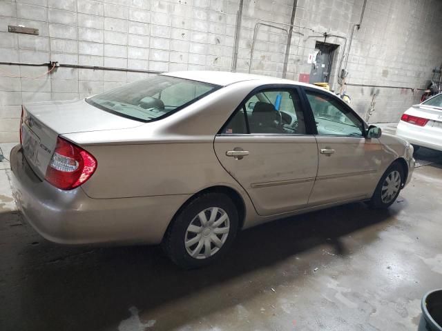 2004 Toyota Camry LE