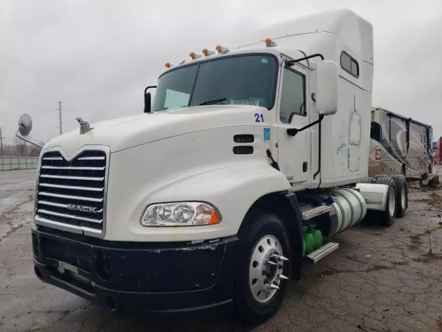 2012 Mack 600 CXU600