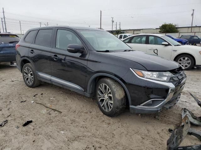 2016 Mitsubishi Outlander SE