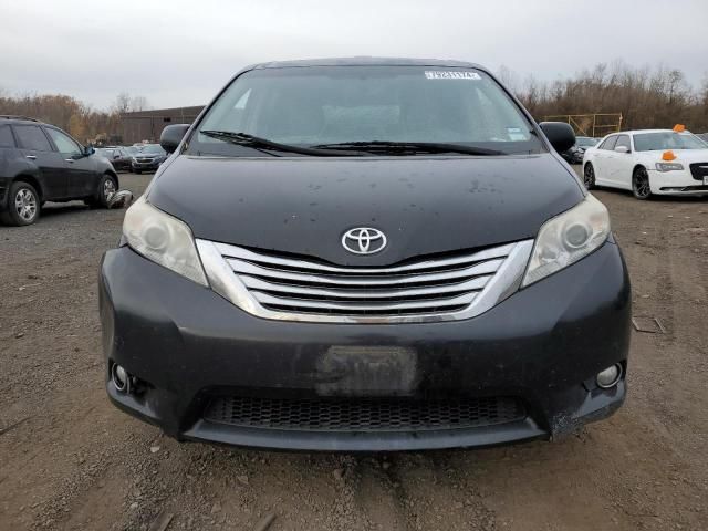 2011 Toyota Sienna XLE