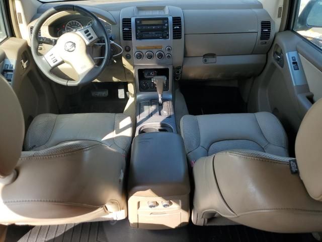 2006 Nissan Pathfinder LE