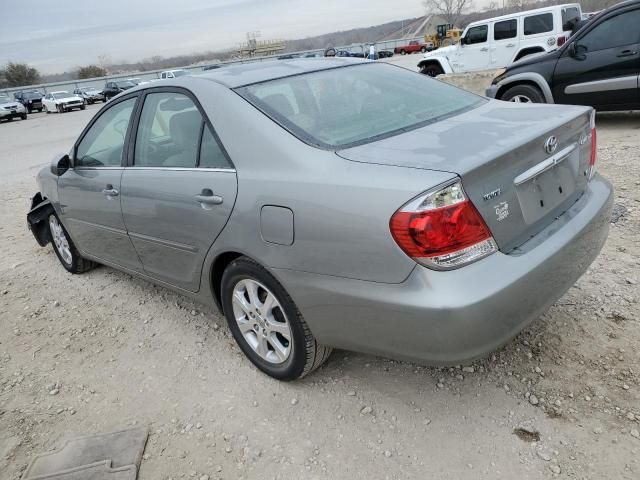 2005 Toyota Camry LE