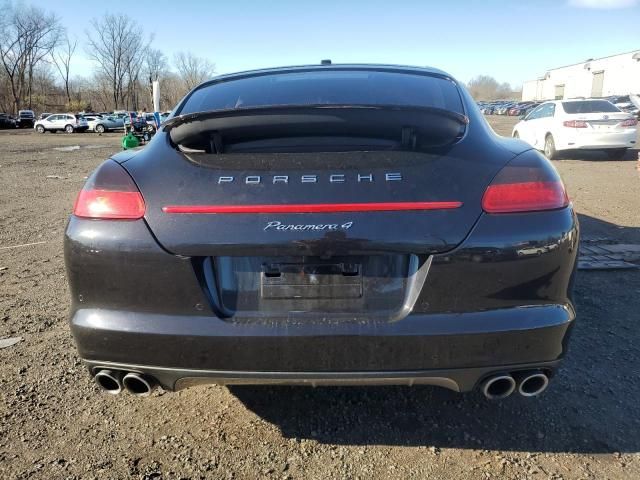 2013 Porsche Panamera 2