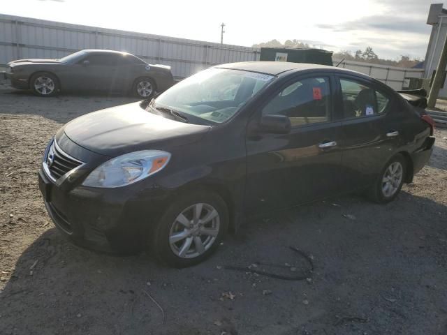 2014 Nissan Versa S