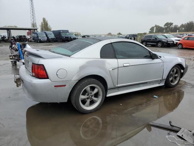 2000 Ford Mustang