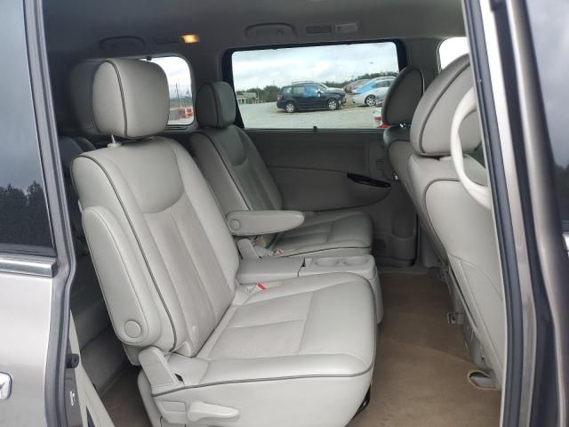 2015 Nissan Quest S