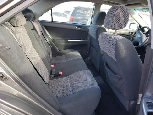 2005 Toyota Camry LE