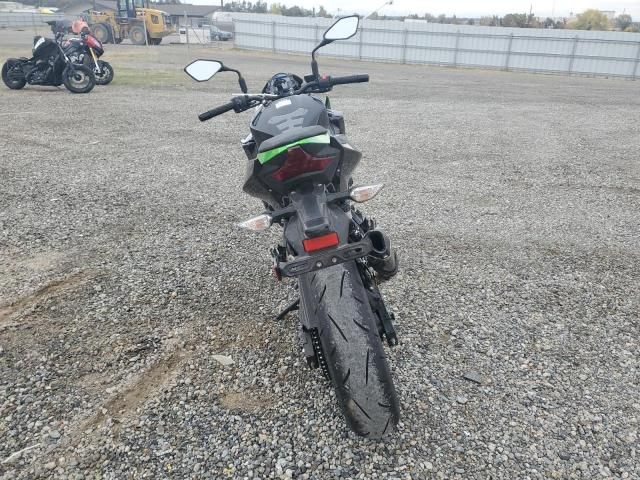 2022 Kawasaki ER400 D