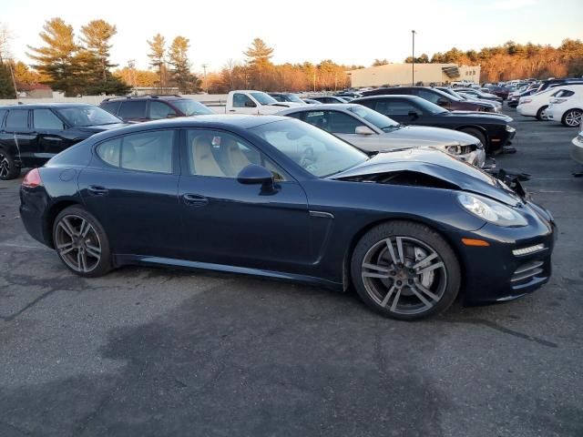 2014 Porsche Panamera 2