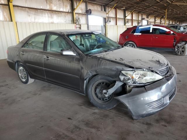 2005 Toyota Camry LE