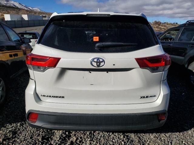 2018 Toyota Highlander SE