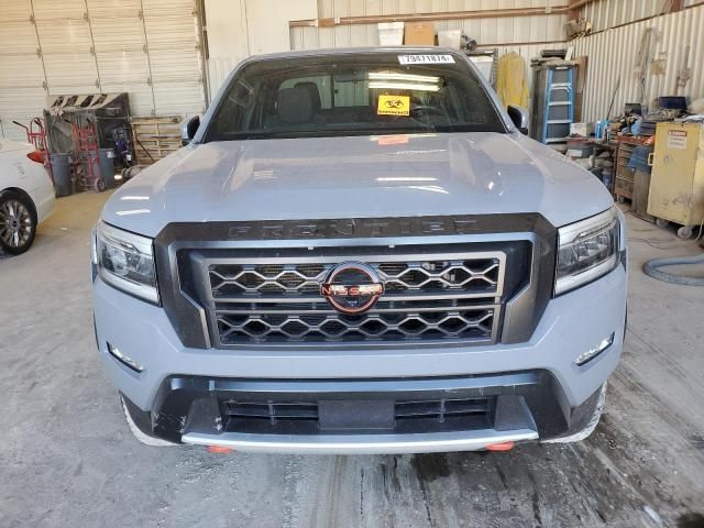 2022 Nissan Frontier S